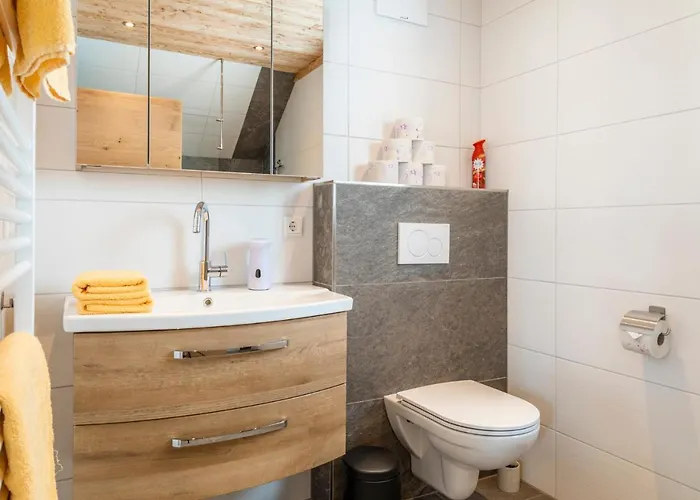 アパート Moamoosgut